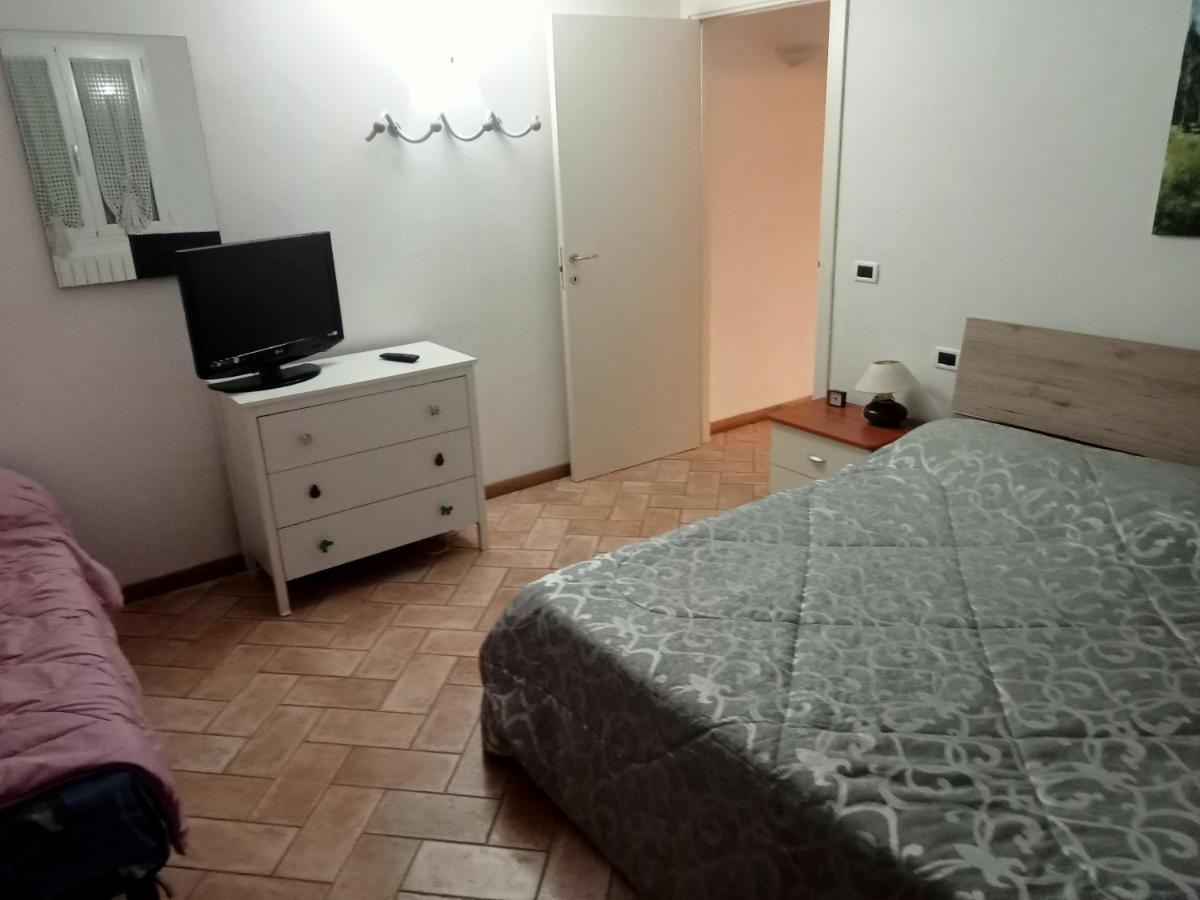 Nina House Apartment Империа Екстериор снимка